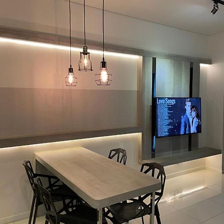 Summer Suites Klcc 1Bedroom With Twin Queen Bed Apartment كوالالمبور المظهر الخارجي الصورة