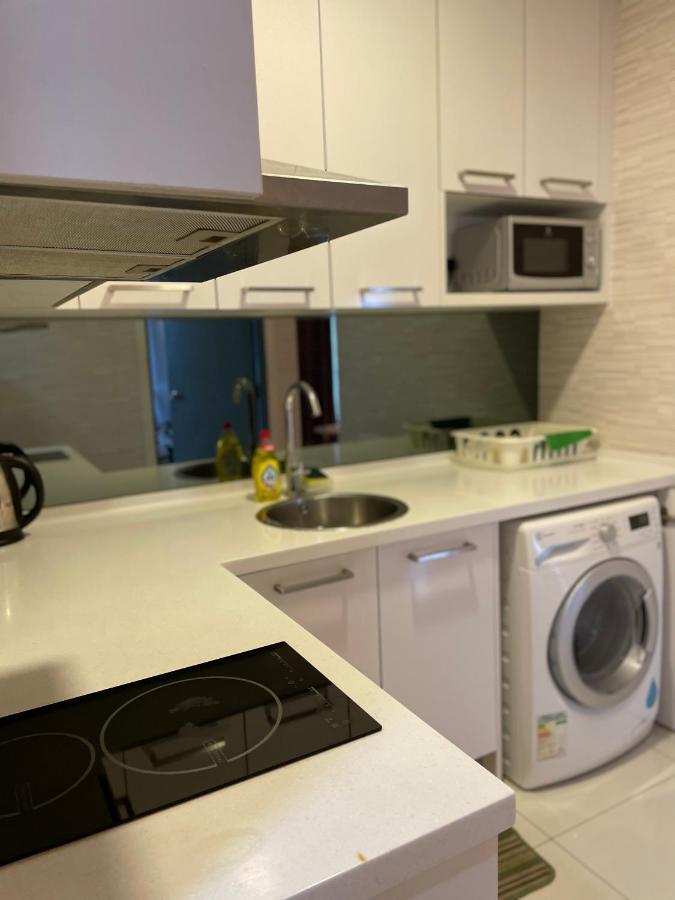 Summer Suites Klcc 1Bedroom With Twin Queen Bed Apartment كوالالمبور المظهر الخارجي الصورة
