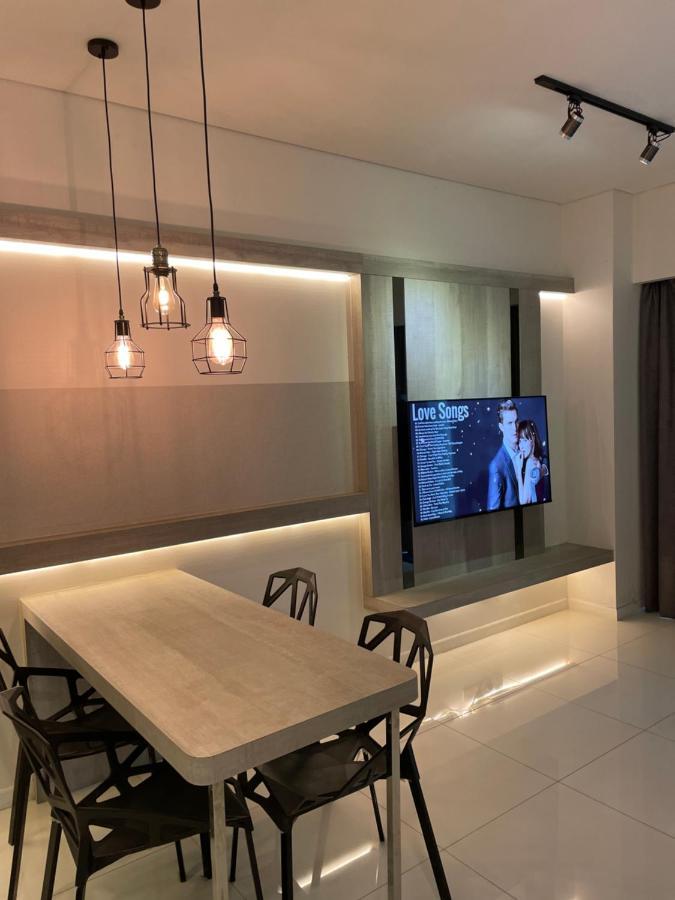Summer Suites Klcc 1Bedroom With Twin Queen Bed Apartment كوالالمبور المظهر الخارجي الصورة